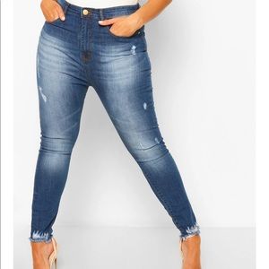 Boohoo Plus Size Distressed Skinny Jeans